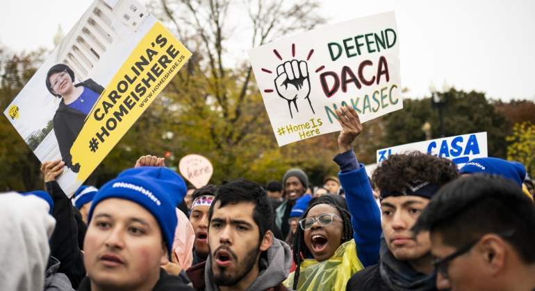 dreamers-daca-bloomberg.jpg