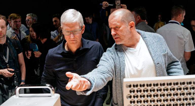 jony-ive-tim-cook.jpg