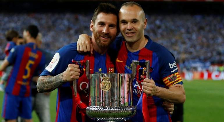 messi-iniesta-copa-reuters.jpg
