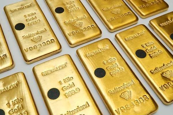 El oro amenaza con brillar más que nunca ante la desenfrenada impresión de dinero global