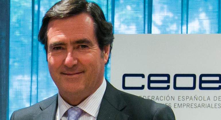 garamendi-CEOE.jpg