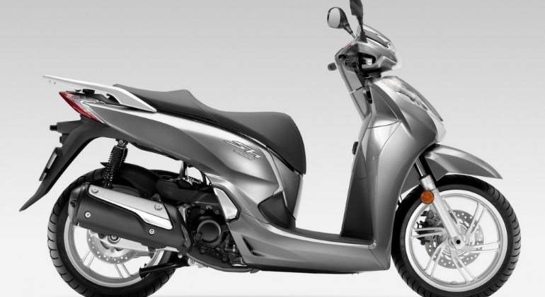 honda-scoopy-2016.jpg