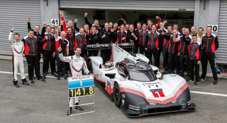 porsche-919-Hybrid-Evo-record-2018-02.jpg