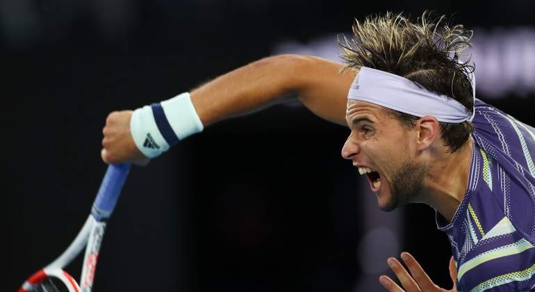 thiem-saque-nadal-open-australia-2020-reuters.jpg