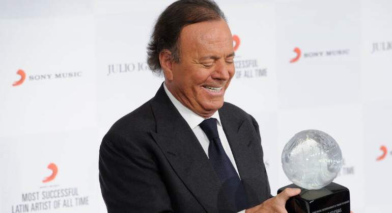julio-iglesias-770.jpg