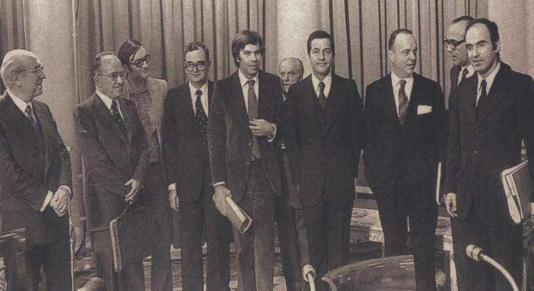 Imagen-PACTOS-DE-LA-MONCLOA2.jpg