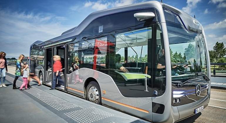 autobus-autonomo.jpg