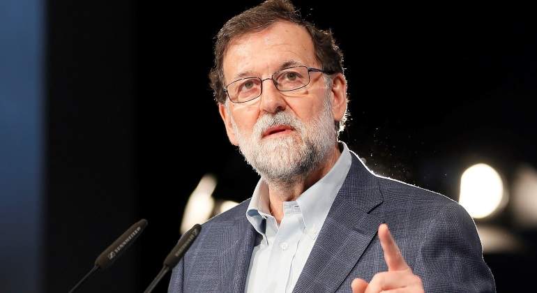 rajoy-dedo-pp.jpg