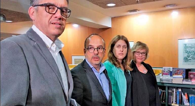 ElPaisDeDema.JPG