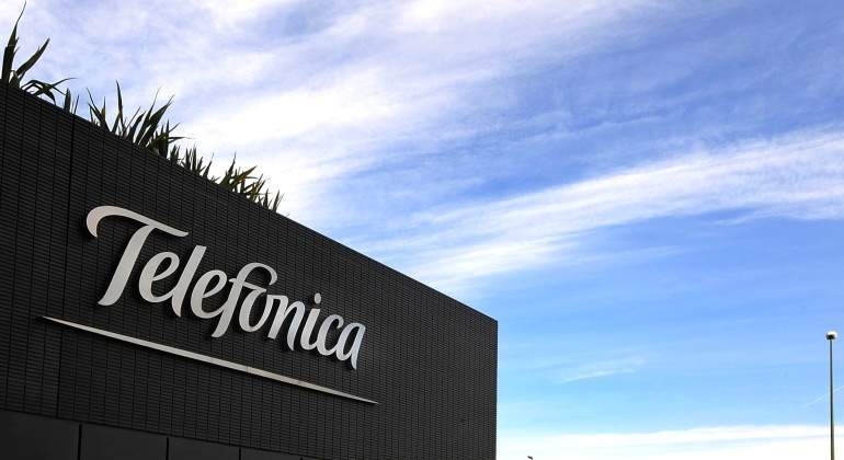 Telefonica-edificio-oscuro.jpg