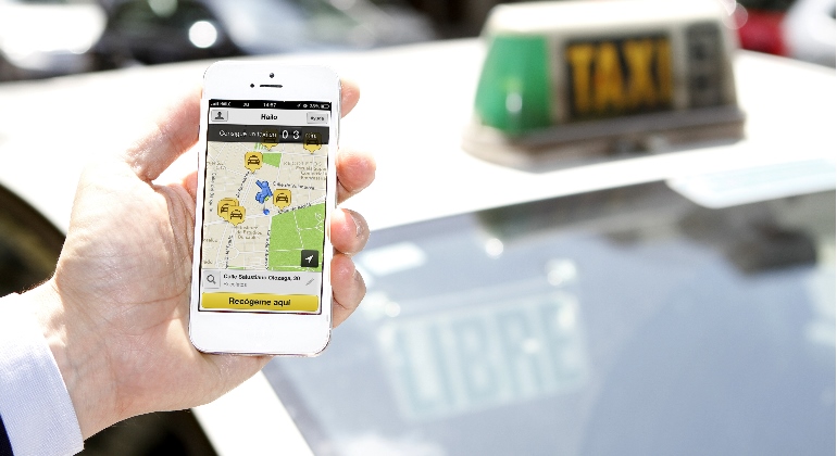 taxi-hailo.jpg