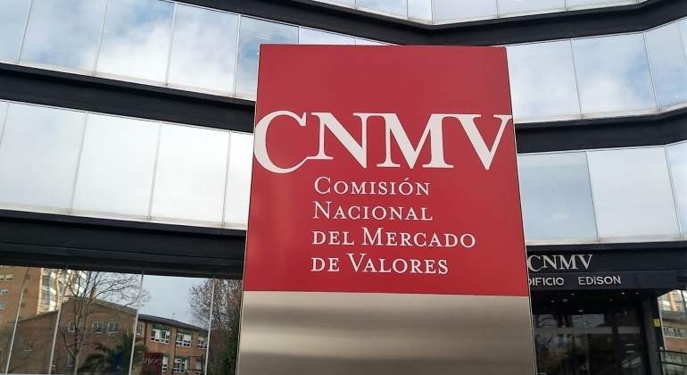 CNMV-edificio-cristaleras.jpg