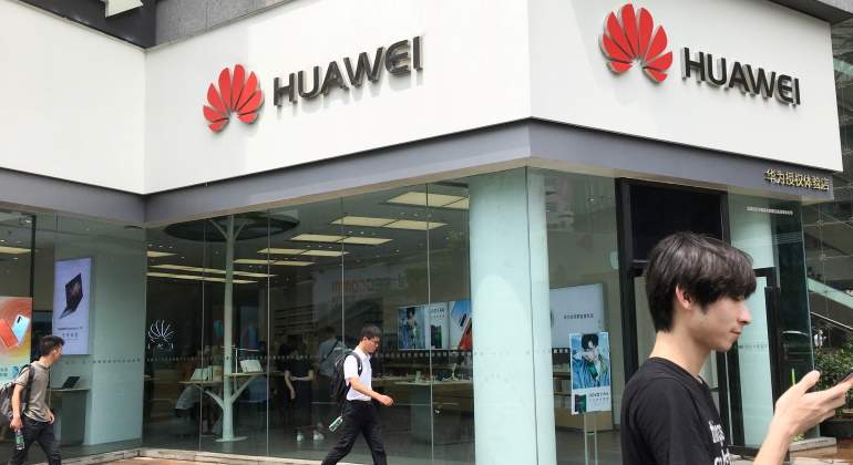 Huawei-Reuters.jpg