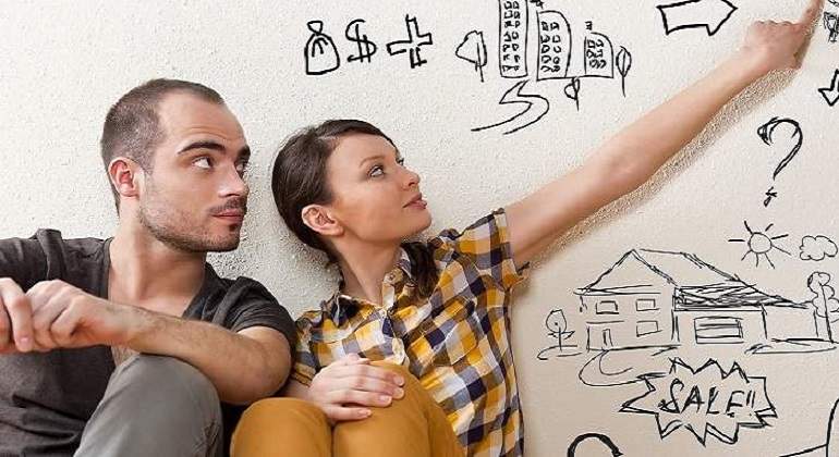 700x420_jovenes-pareja-finanzas.jpg