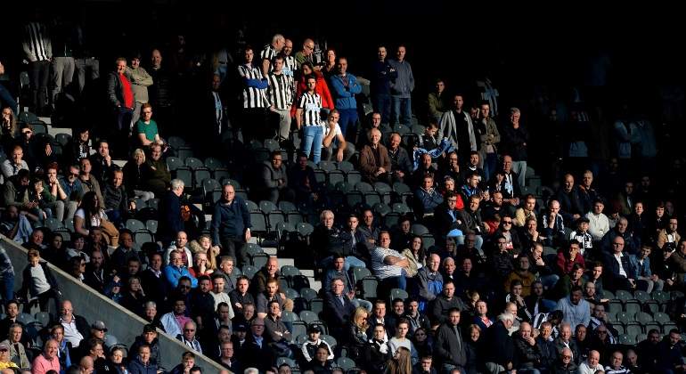 aficion-newcastle-gety.jpg