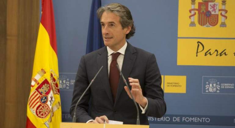 serna-inigo-bandera.jpg