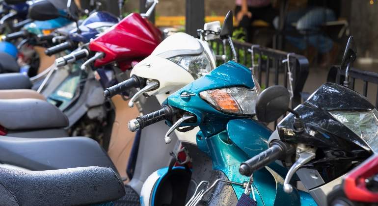 motos-dreamstime-02.jpg