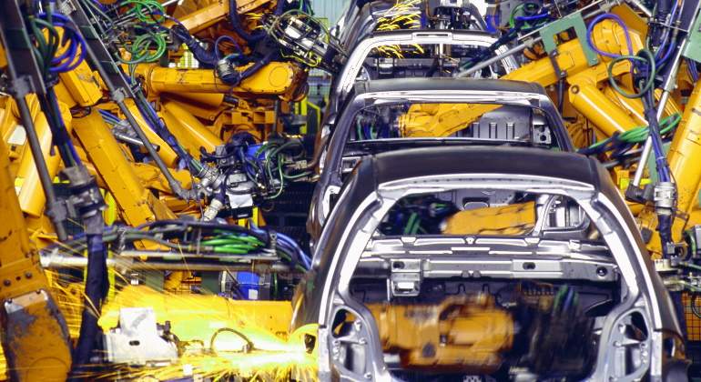 fabricacion-coches-cuellos.jpg