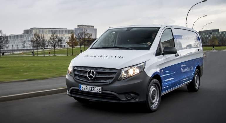 mercedes-evito-2017-01.jpg