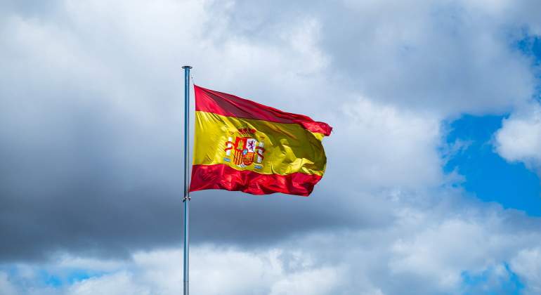 bandera-espana-ondea.jpg