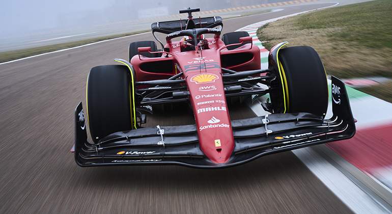 2200037-scuderia-ferrari-2022-f1-75-debut-fiorano-gallery.jpeg