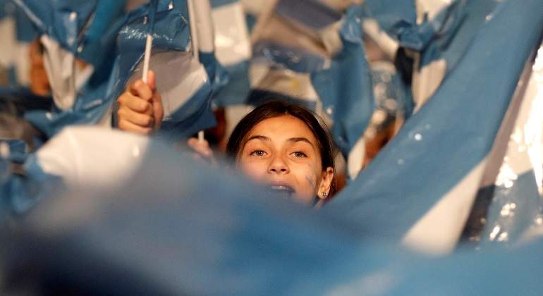 celebracion-argentina-elecciones-banderas-27octubre2019-reuters-770x420.jpg