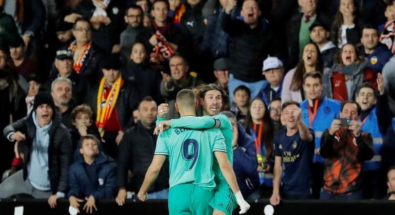 benzema-ramos-mestalla-efe.jpg