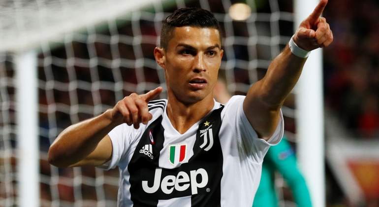 cristiano-juventus-senala-old-trafford-reuters.jpg