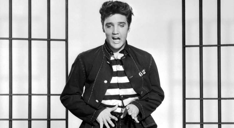 elvis-presley-wikipedia.jpg
