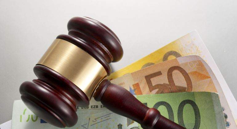 justicia-dinero-mazo-euros-770.jpg