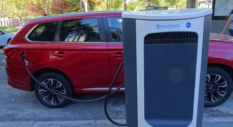 electrico-recarga-madrid-mio.jpg