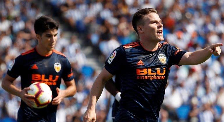 gameiro-2018-valencia-celebra-efe.jpg