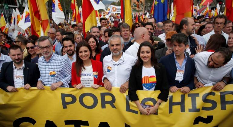 manifestacion-hispanidad-barcelona-arrimadas-reuers.jpg