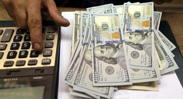 dolar-reuters.jpg