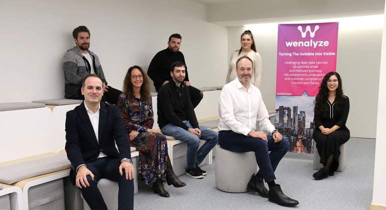 thumbnail_Equipo-Wenalyze.jpg
