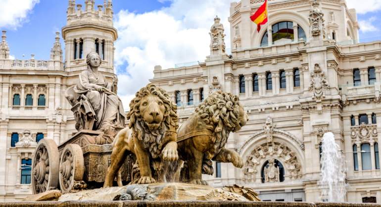 fuente-cibeles.jpg