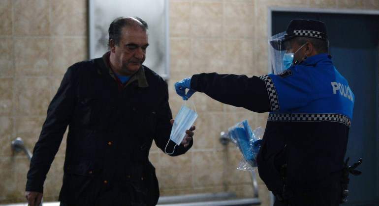 coronavirus-mascarilla-metro-efe.jpg