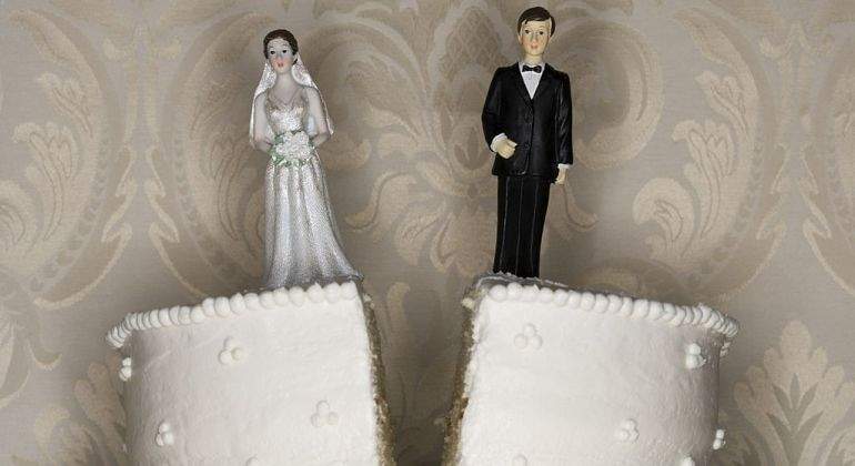 Matrimonio-roto-tarta.jpg