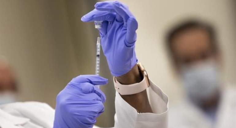 vacunacion-coronavirus-migrantes.jpg