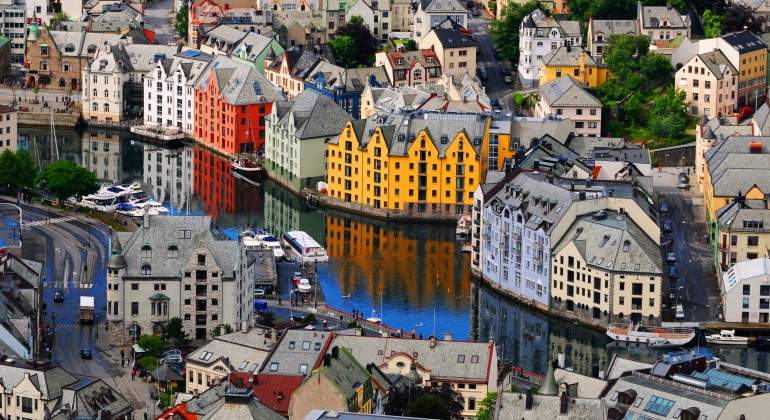 noruega-ausland.jpg