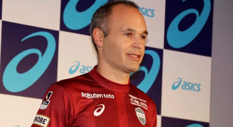 iniesta-asics-presentacion-efe.jpg