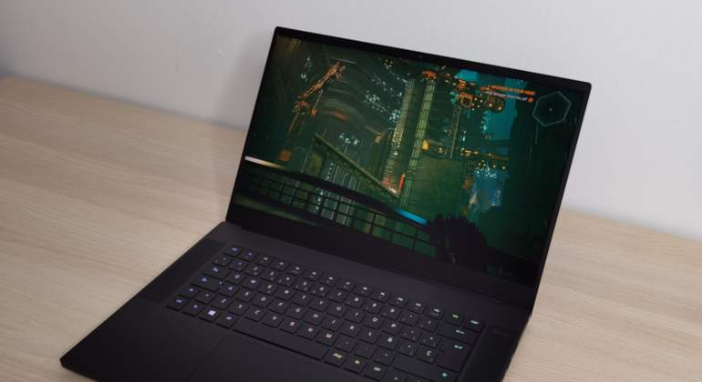 razer-blade-15-1.jpg