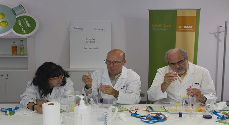 BASF_expoquimica_kidslab.JPG