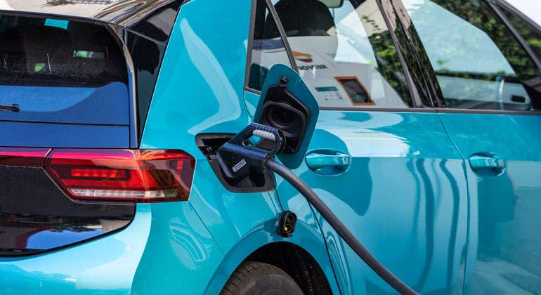 Repsol40486_20210927_ES_AlbertoAguilera_Cliente_RecargaElectrica_Waylet_AT-78.jpg