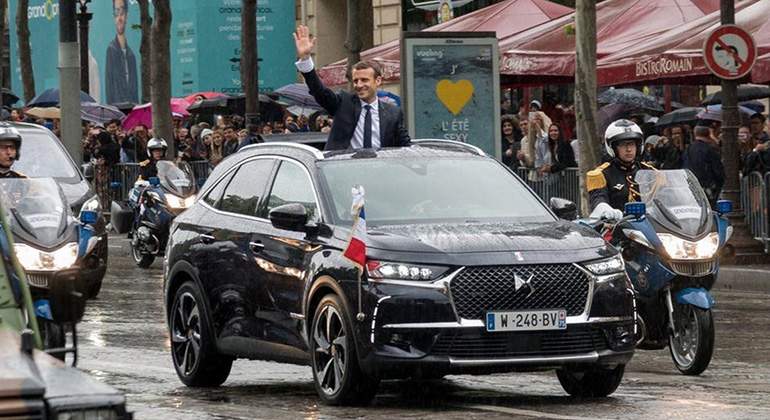Macron DS 7