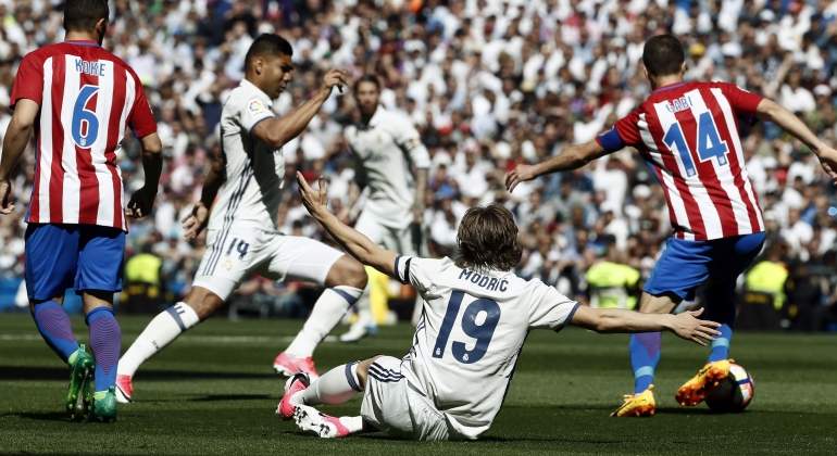modric-derbi-efe.jpg