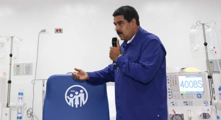 maduro-hospital-reuters.jpg
