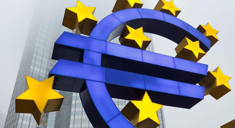 euro-estrellas-istock.jpg
