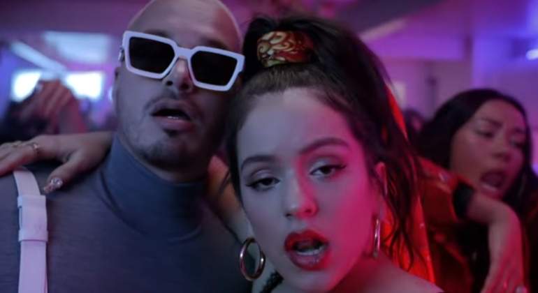 rosalia-j-balvin-con-altura.jpg