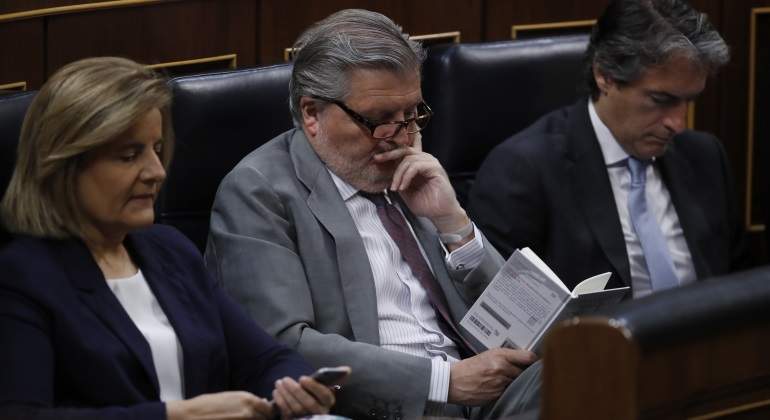 mendez-vigo-lee-mocion-efe.jpg